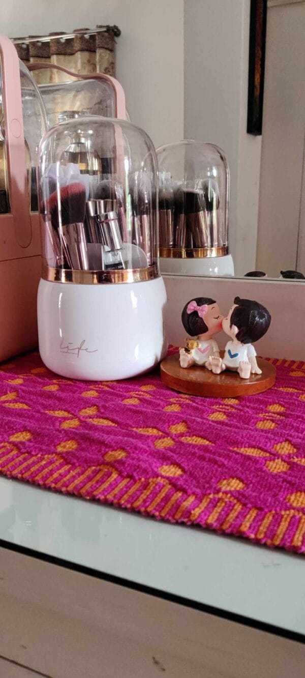360 degree makeup brushholder green